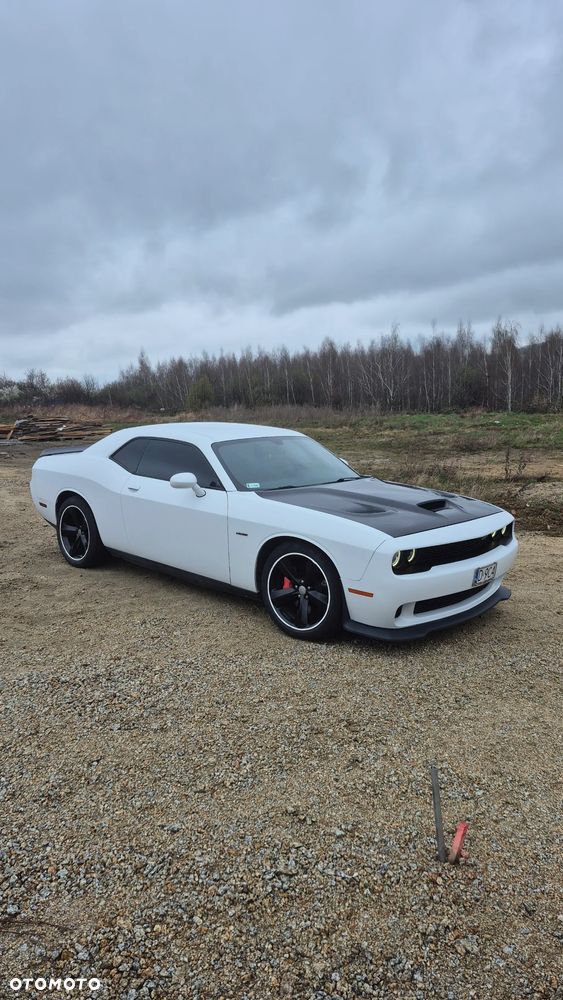 Dodge Challenger - 3