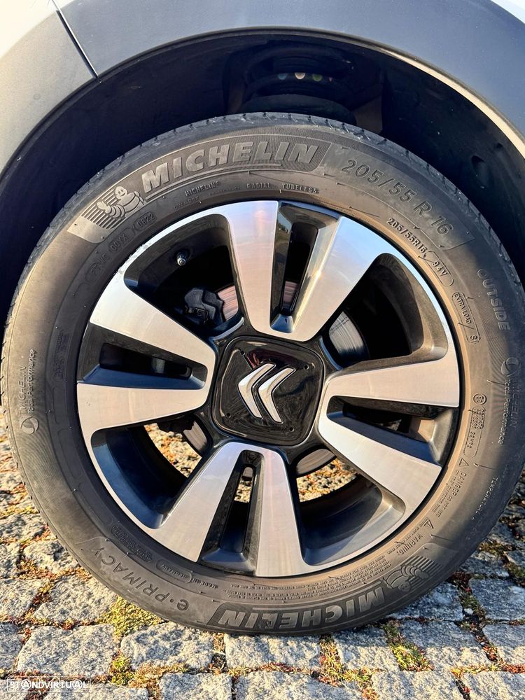 Citroën C3 1.2 PureTech C-Series - 13