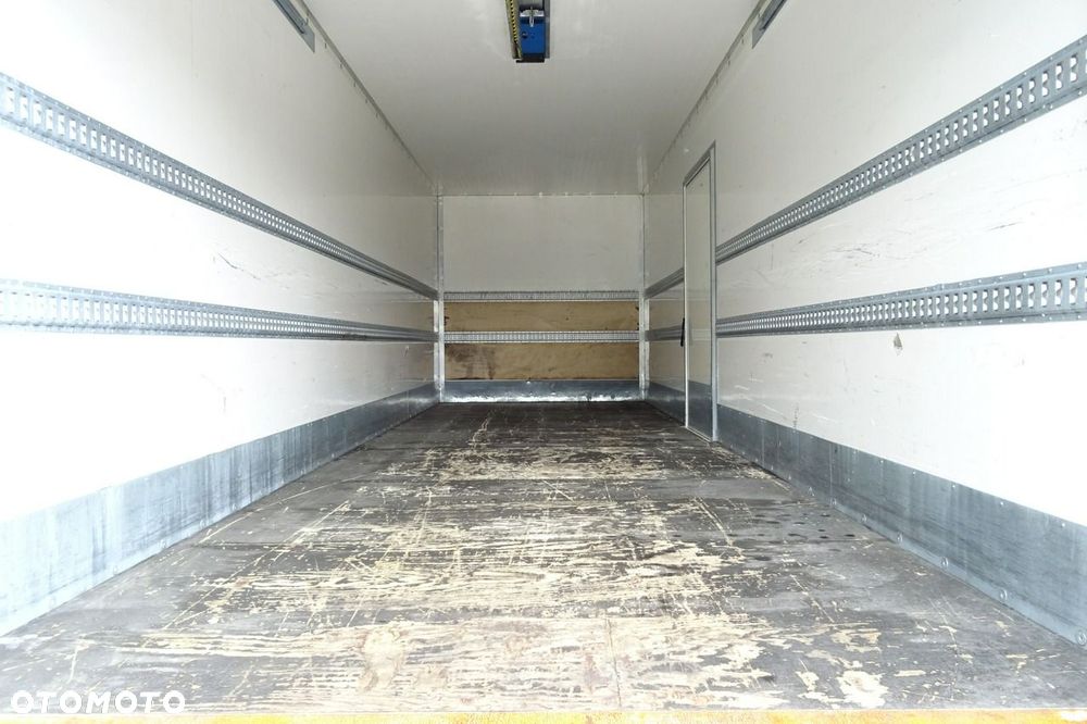 Mercedes-Benz Atego 1218 Euro 6 tylko 220 tys.km@ udokument. kontener 18 p. - 10