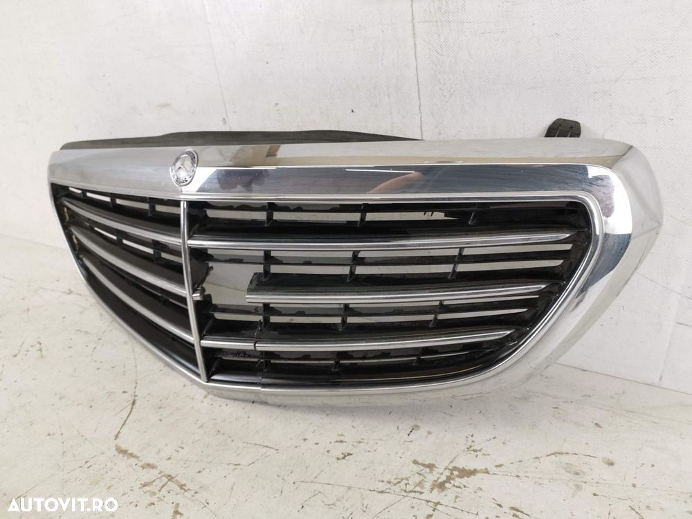 Grila Radiator Avariata Mercedes-Benz  E-Class W212 [facelift] 2013 20 - 3