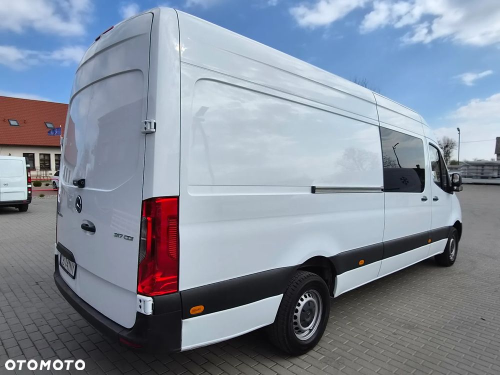 Mercedes-Benz Sprinter 317 CDI - 12
