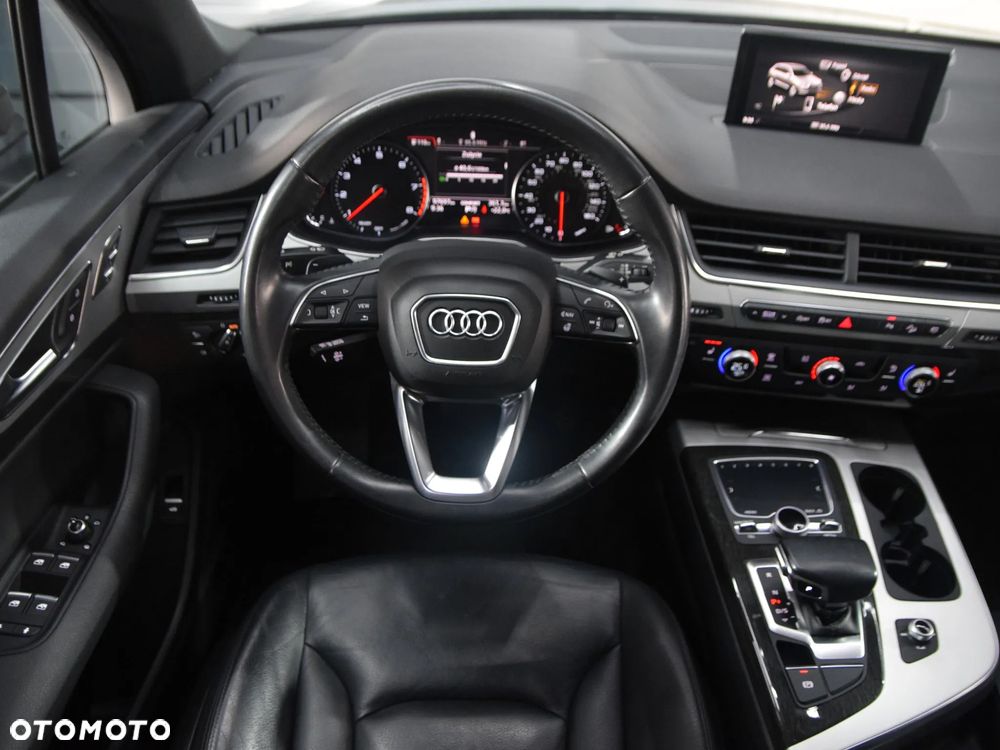 Audi Q7 - 16