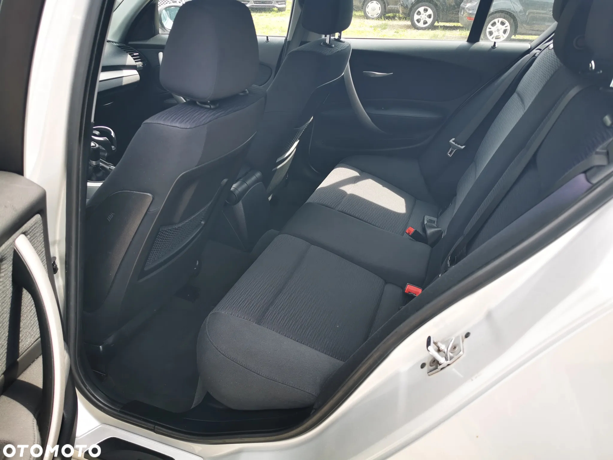 BMW Seria 1 118i Edition Sport - 11