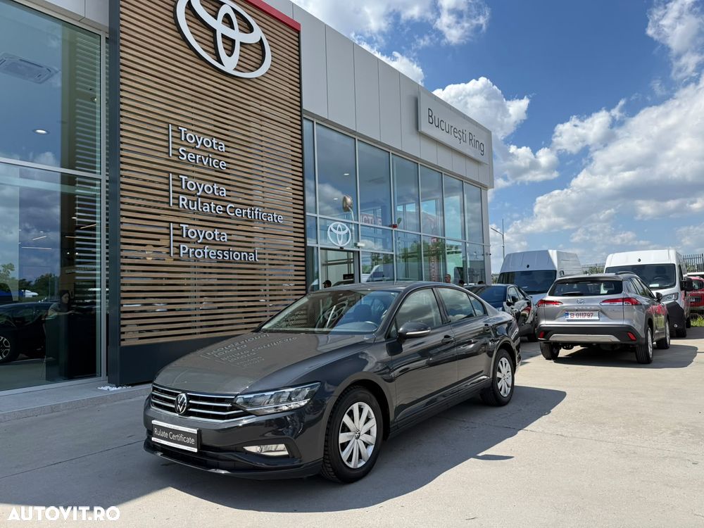 Volkswagen Passat 1.5 TSI ACT DSG Trendline - 2