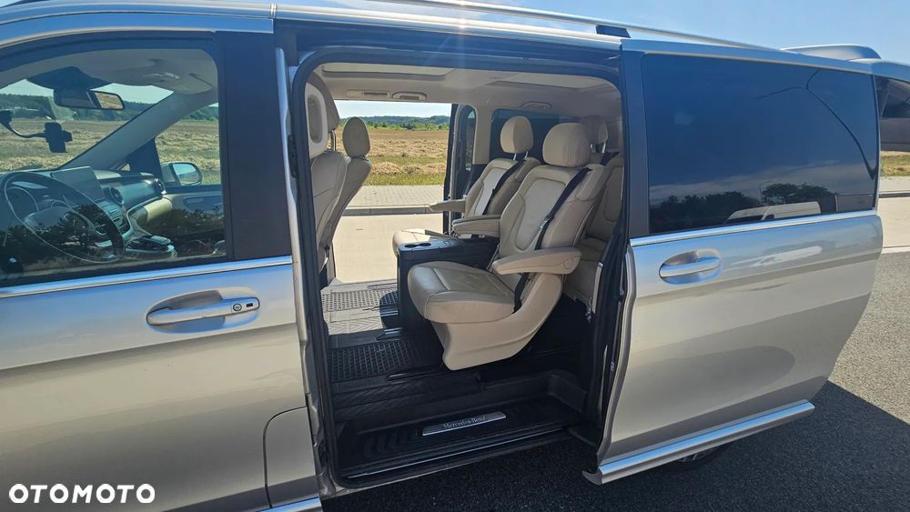 Mercedes-Benz Klasa V 300 d 4-Matic Avantgarde 9G-Tronic (d³ugi) - 8