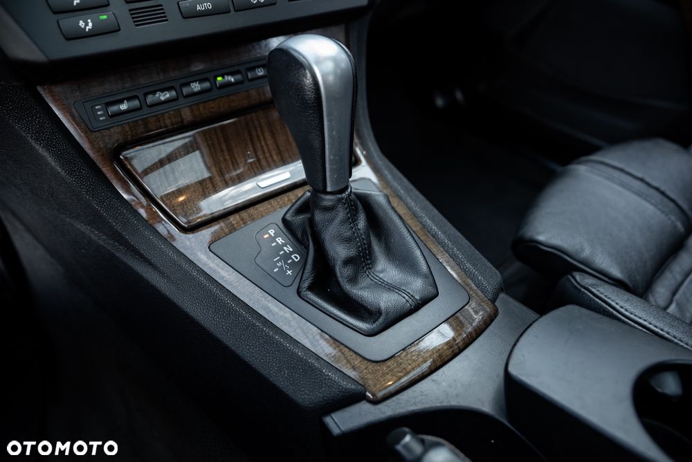 BMW X3 3.0i - 33