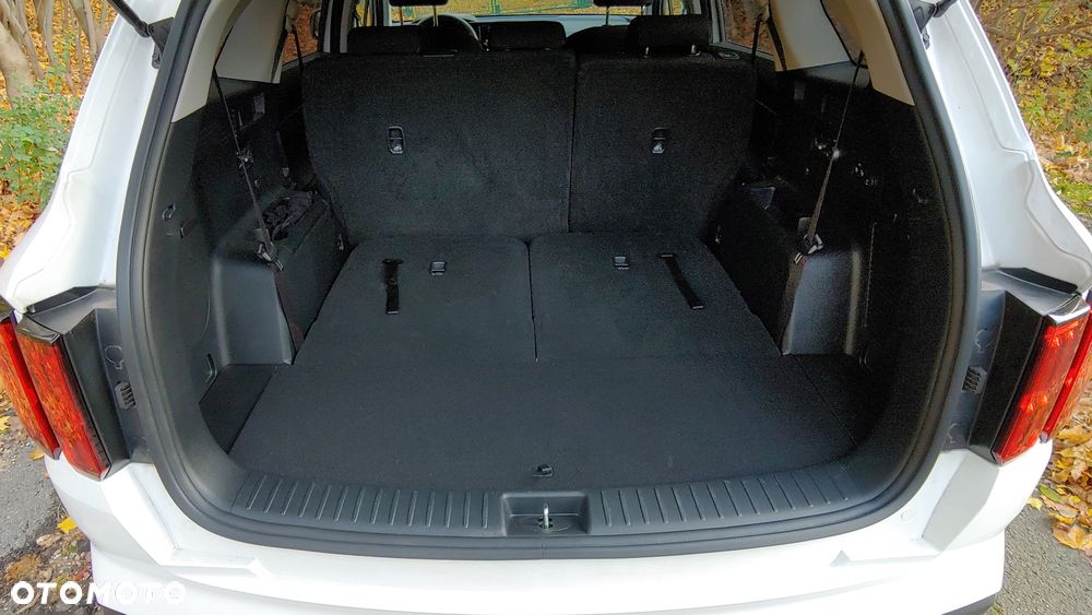 Kia Sorento - 9