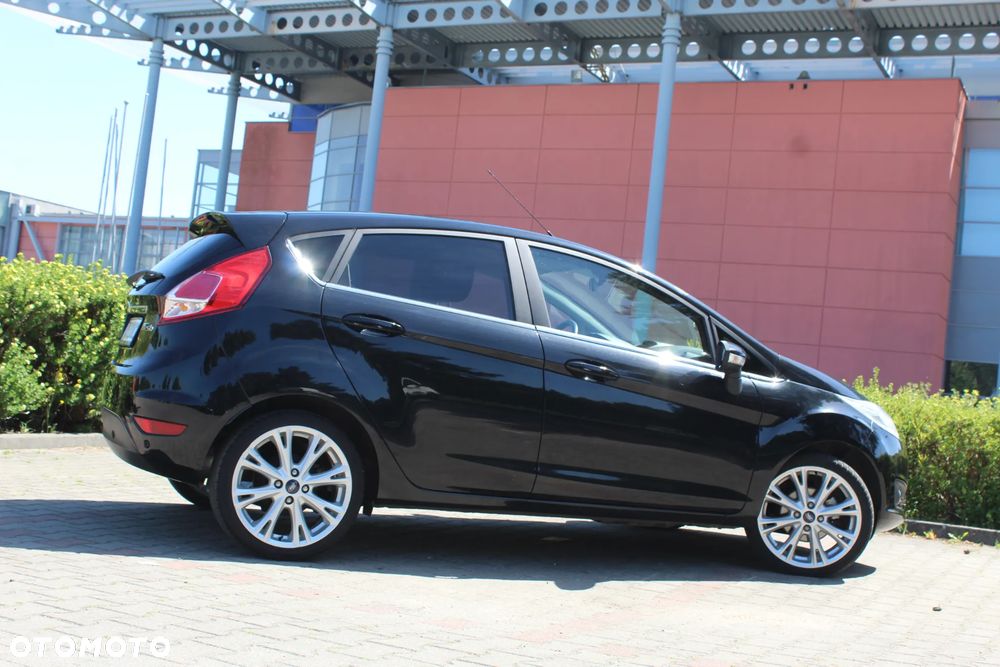 Ford Fiesta 1.0 EcoBoost Titanium - 8