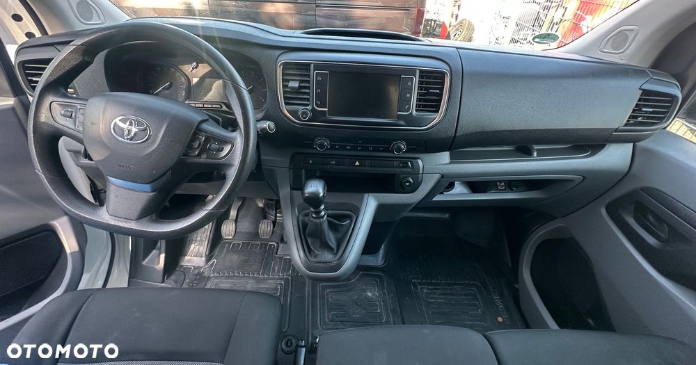Toyota proace - 13