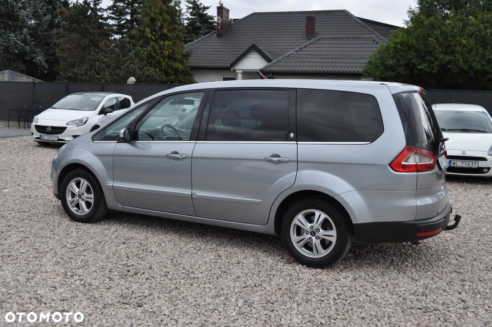 Ford Galaxy 2.0 TDCi Ghia - 12