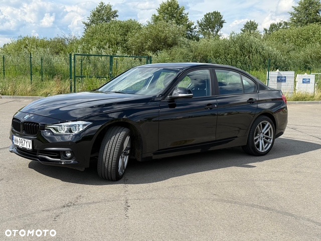 BMW Seria 3 318i - 11