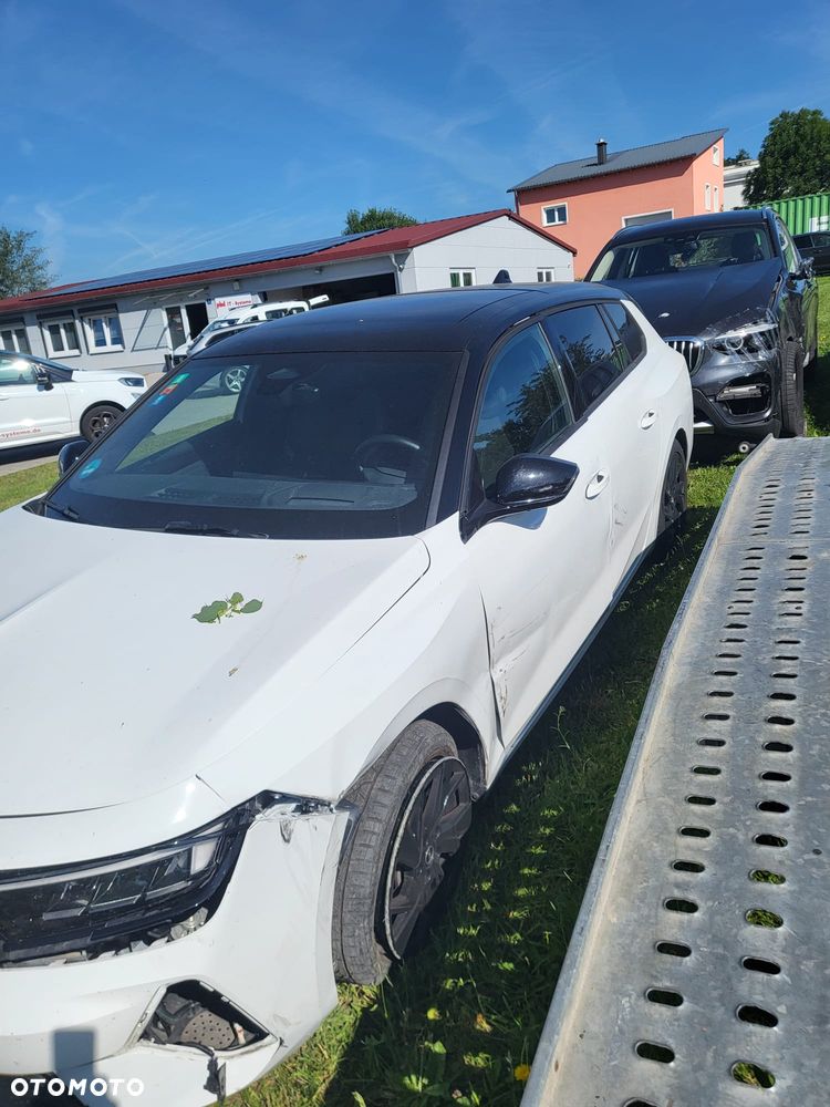 Opel Astra 1.2 Turbo Automatik Business Edition - 4