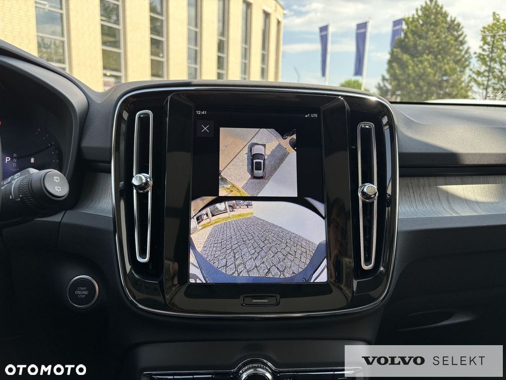 Volvo XC 40 - 18