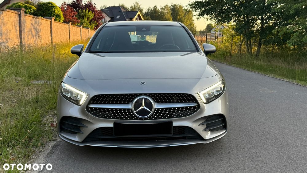 Mercedes-Benz Klasa A 180 7G-DCT AMG Line - 2