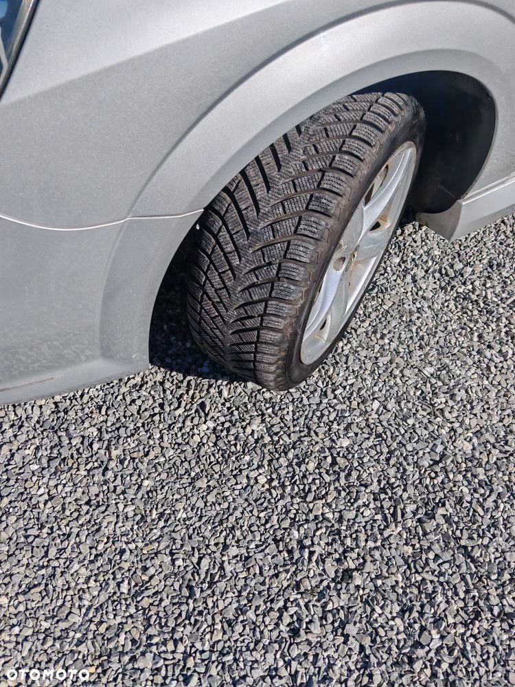 Opel Vectra 1.9 CDTI Sport / GTS - 9