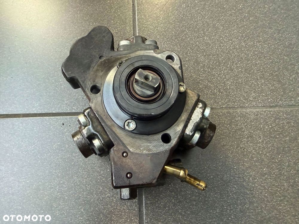 POMPA WTRYSKOWA 1.3 CDTI OPEL FIAT BOSCH 0445010204 55572537 - 3