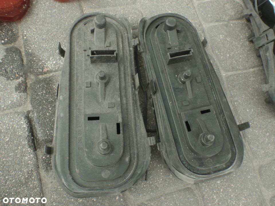 lampa tył tylna nakładka oprawka żarówki smart  Posiadam prawie wszystkie części do tego modelu - 6