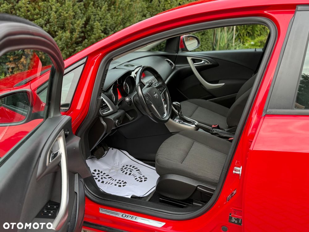 Opel Astra 1.6 Turbo Automatik Color Edition - 15