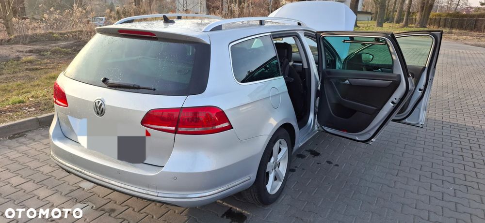 Volkswagen Passat 2.0 TDI Comfortline DSG - 21