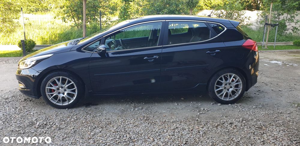 Kia Ceed 1.6 GDI Platinum Edition - 4