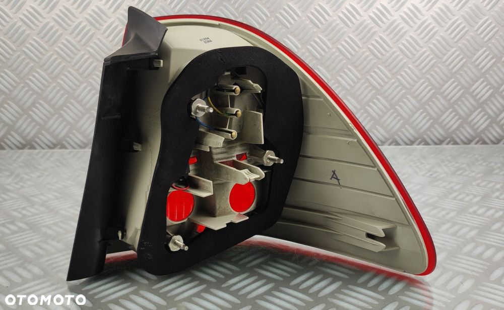 7154159 lampa LED lewy lewa tylna tył w błotnik BMW E91 LIFT LCI KOMBI EURO - 7