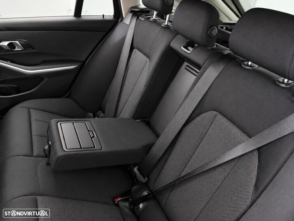 BMW 330 e Corporate Edition Auto - 6
