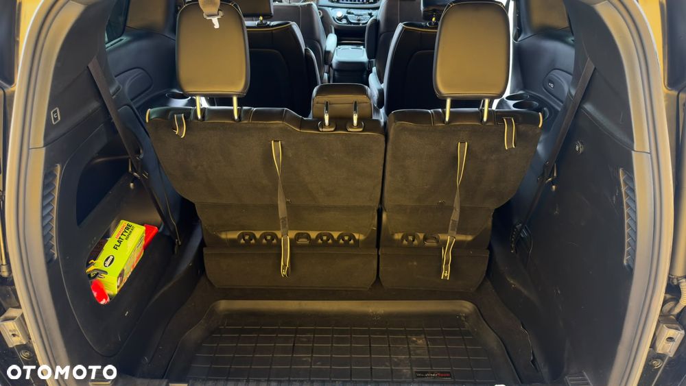 Chrysler Pacifica - 21