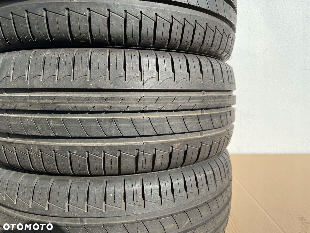 OPONY 195/45/16 84V GOODYEAR EFFICIENT GRIP - 4