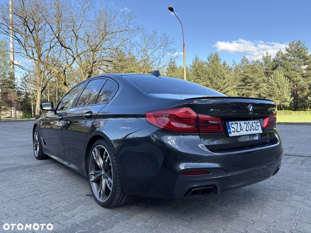 BMW Seria 5 M550i xDrive sport - 5