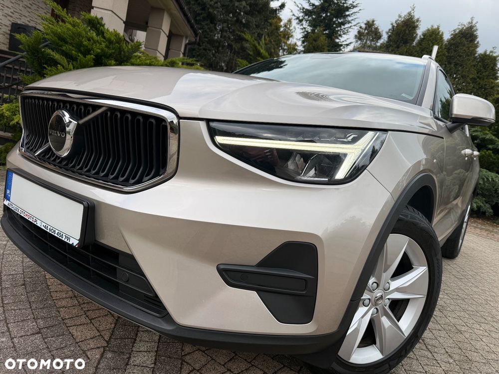 Volvo XC 40 B3 B DKG Plus Bright - 2