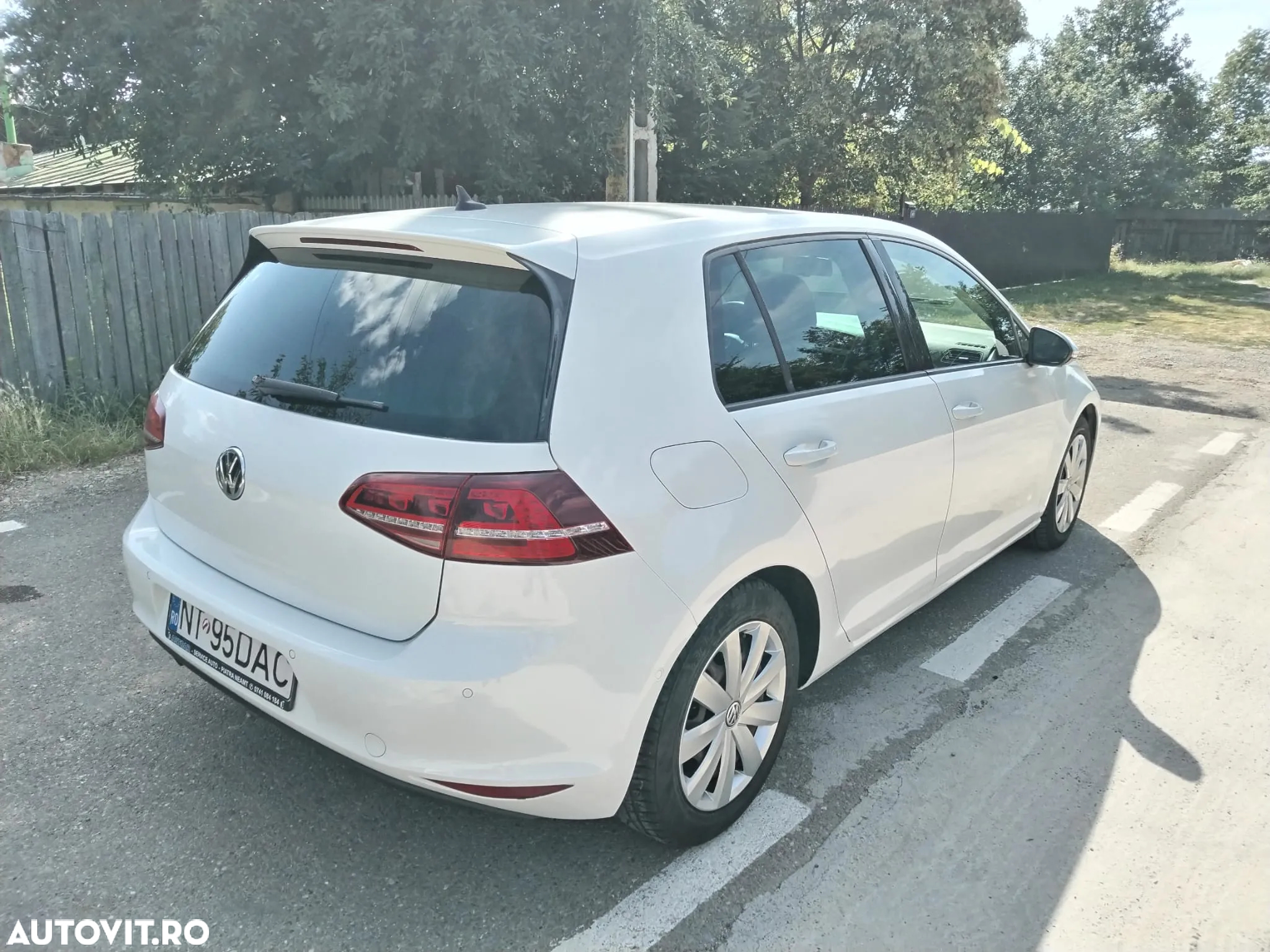 Volkswagen Golf 1.6 TDI BMT Comfortline - 5