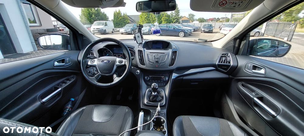 Ford Kuga - 10