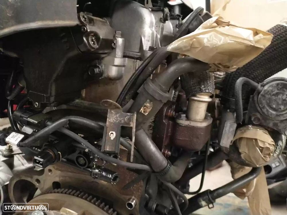 MOTOR COMPLETO KIA CARENS II LIMUSINA 2003 -D4EA - 3