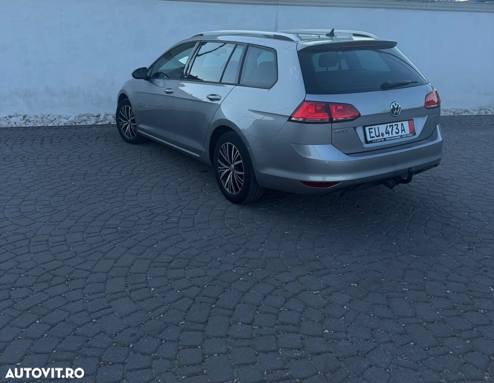 Volkswagen Golf 1.6 TDI DSG BMT Comfortline - 4