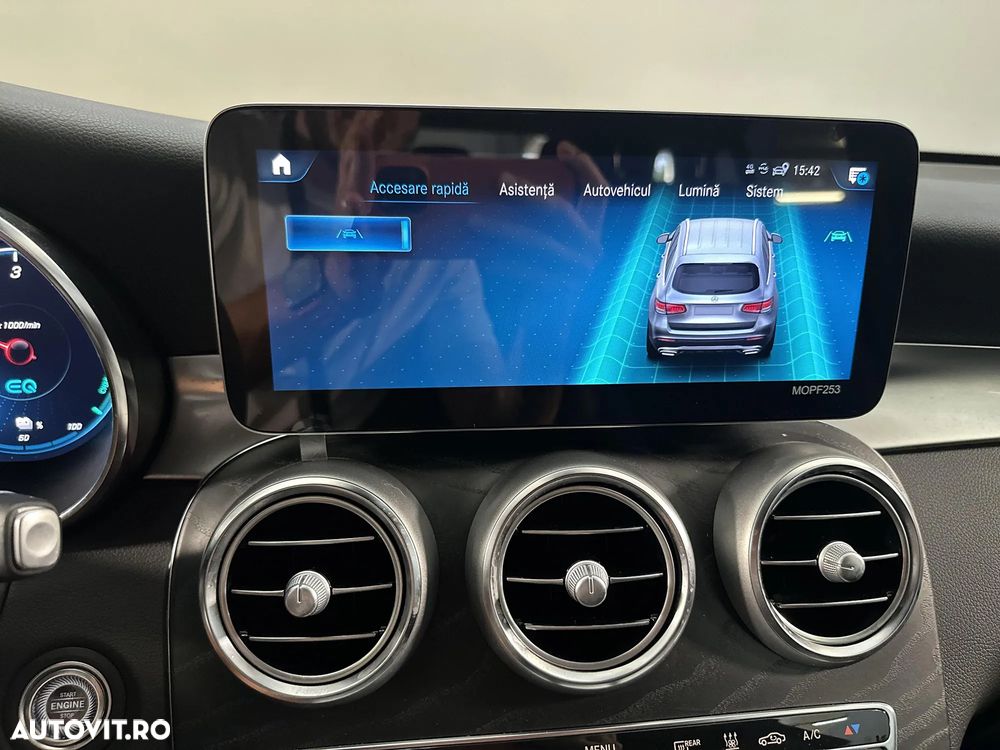 Mercedes-Benz GLC 300 de 4MATIC - 22