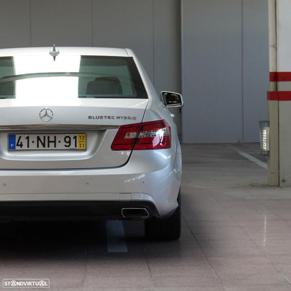 Mercedes-Benz E 300 Bluetec Hybrid Avantgarde - 40