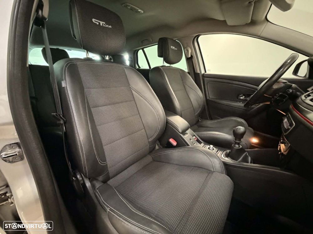 Renault Mégane Sport Tourer 1.5 dCi GT Line - 13