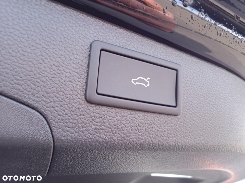 Skoda Superb 2.0 TDI SCR 4x4 L&K DSG - 19