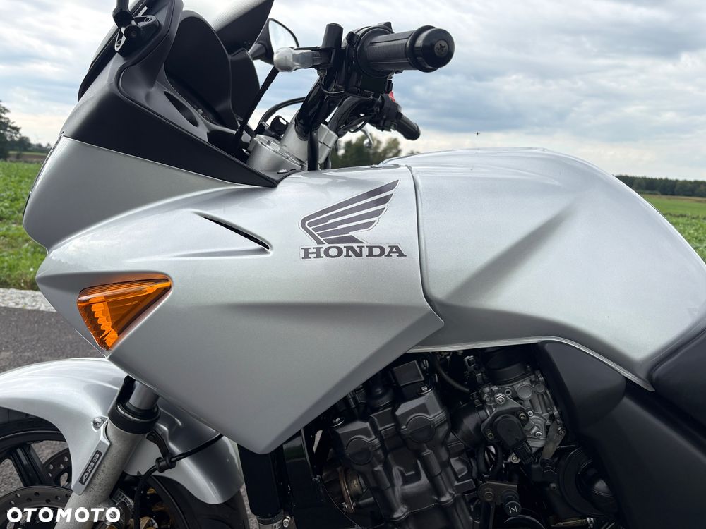 Honda CBF - 12