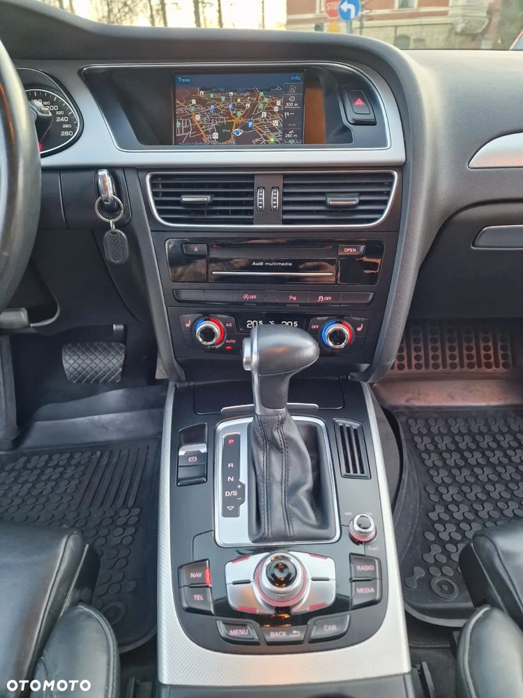 Audi A4 2.0 TDI DPF clean diesel quattro S tronic S line Sportpaket - 9
