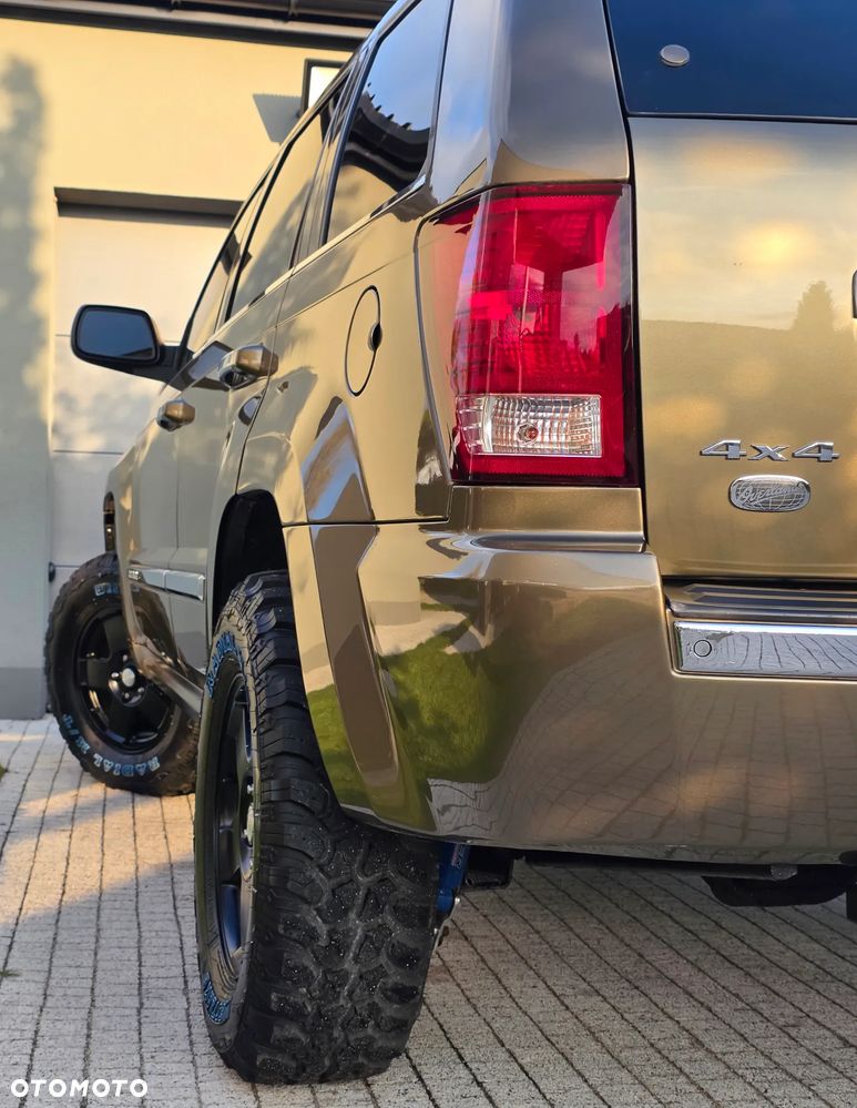 Jeep Grand Cherokee - 21