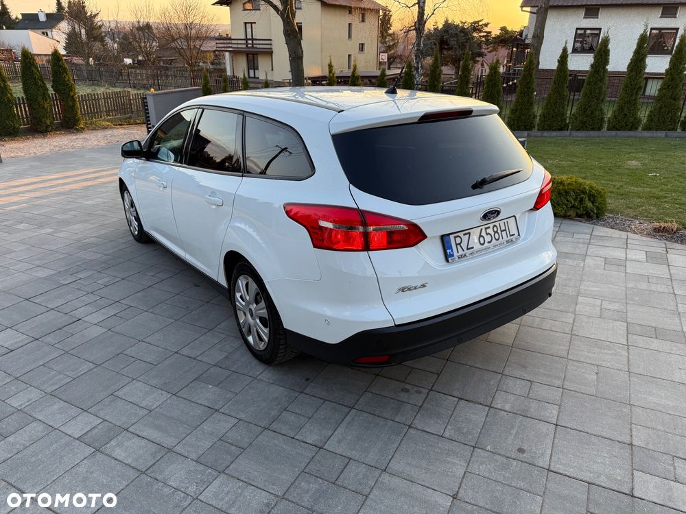 Ford Focus 1.5 TDCi Titanium - 8