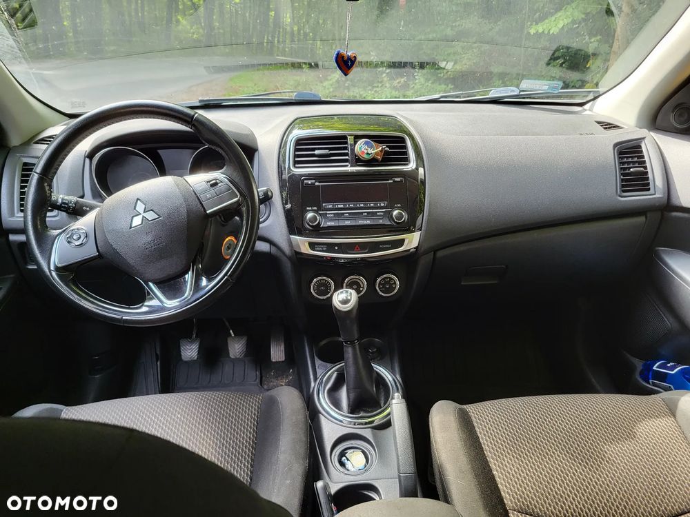 Mitsubishi ASX 1.6 Inform - 8