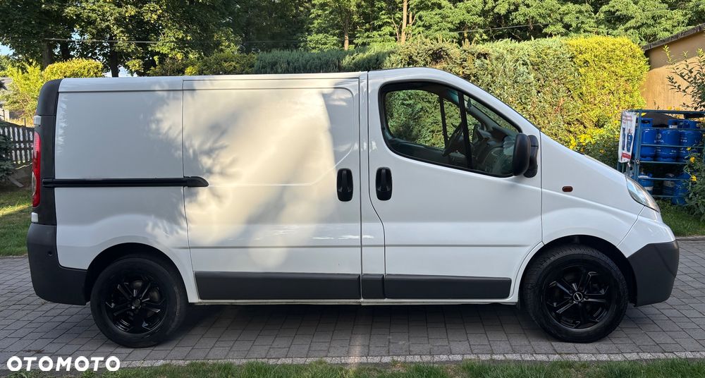 Opel Vivaro - 6