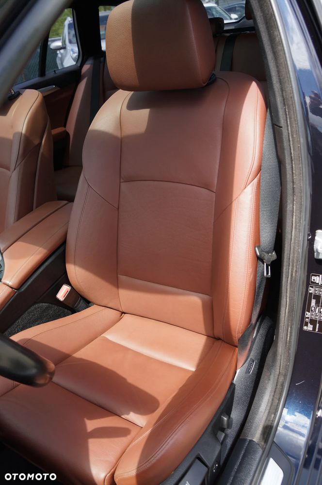BMW Seria 5 520d - 31