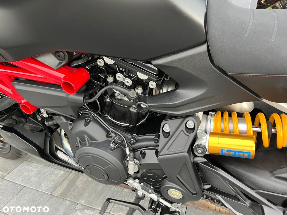 Ducati Diavel - 11