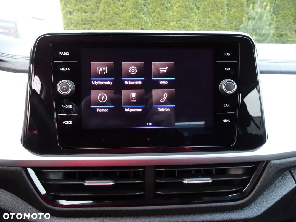 Volkswagen T-Roc 1.5 TSI Life - 30