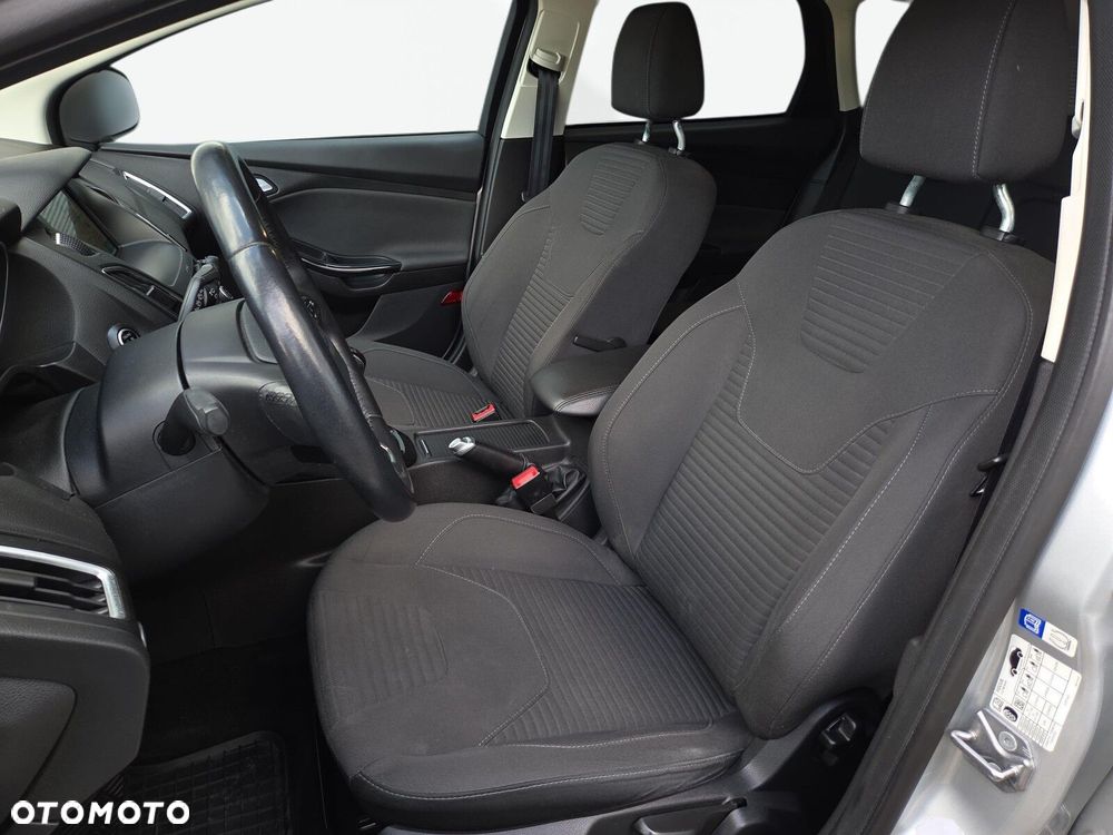 Ford Focus 1.5 EcoBoost Active - 11