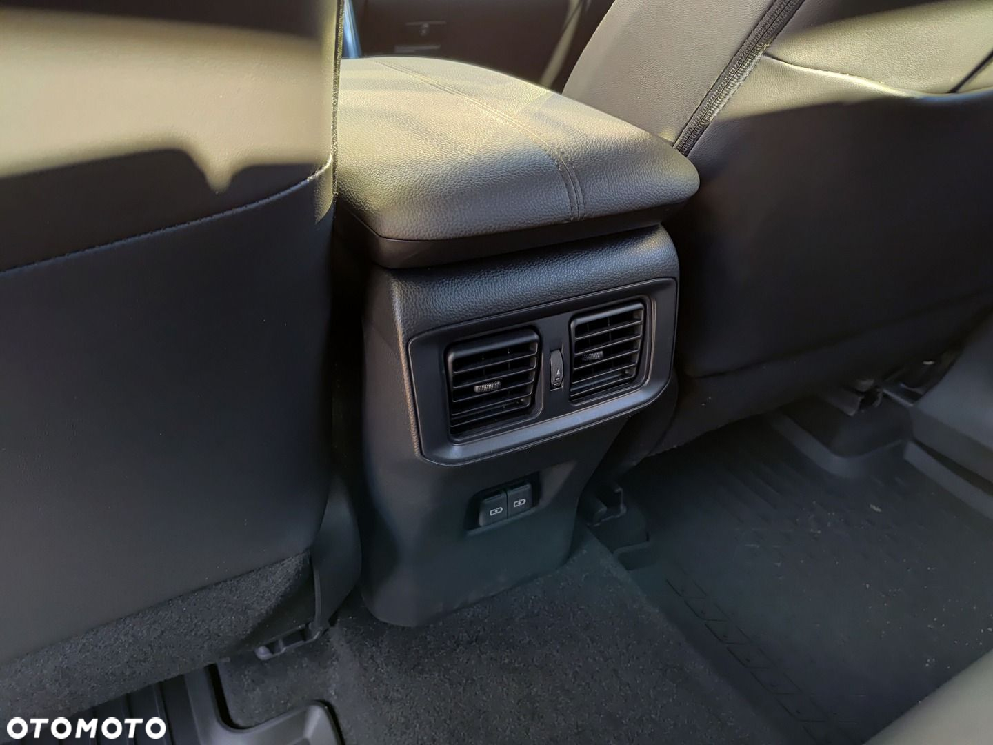 Toyota RAV4 2.5 Hybrid Selection 4x2 - 29