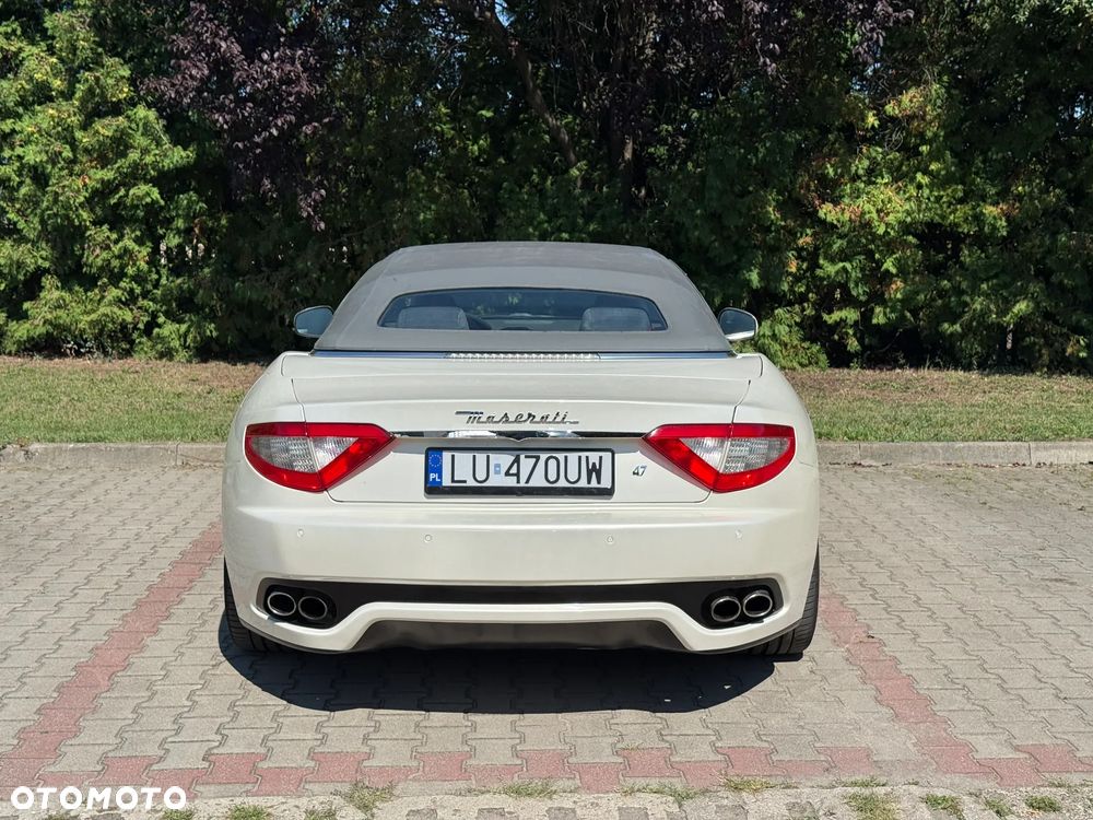 Maserati GranCabrio - 29